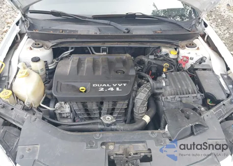 2013 Chrysler 200 Lx from USA, damaged, VIN 1C3CCBAB2DN640675